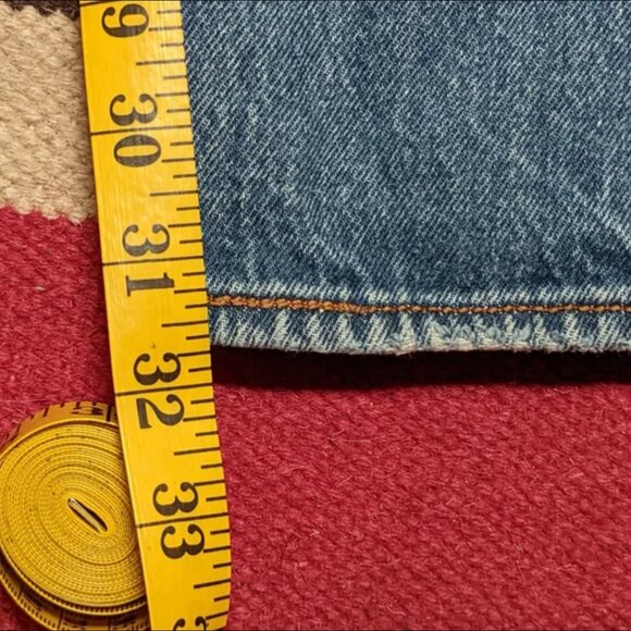 Vintage Levi's 501 Perfect Patina Fits Sizes 6-12 - Picture 6 of 8